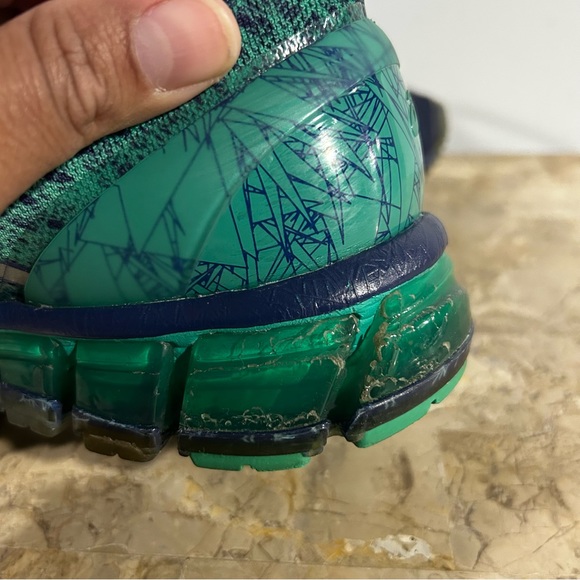 Women’s Asics Gel Quantum 360 Size 7 1/2 - Picture 9 of 11